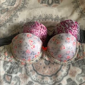 Victoria’s Secret PINK Strapless Push up bras 32a